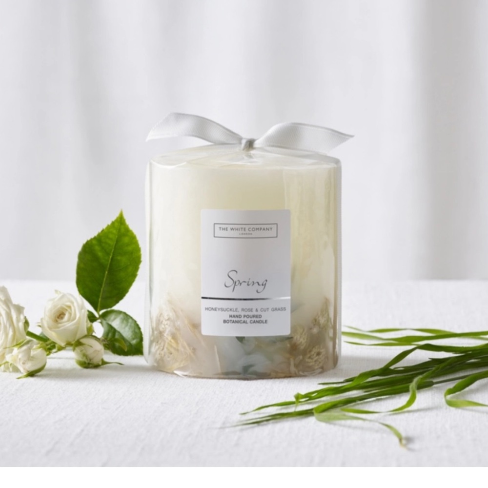 The White Company Spring Botanical Candle
